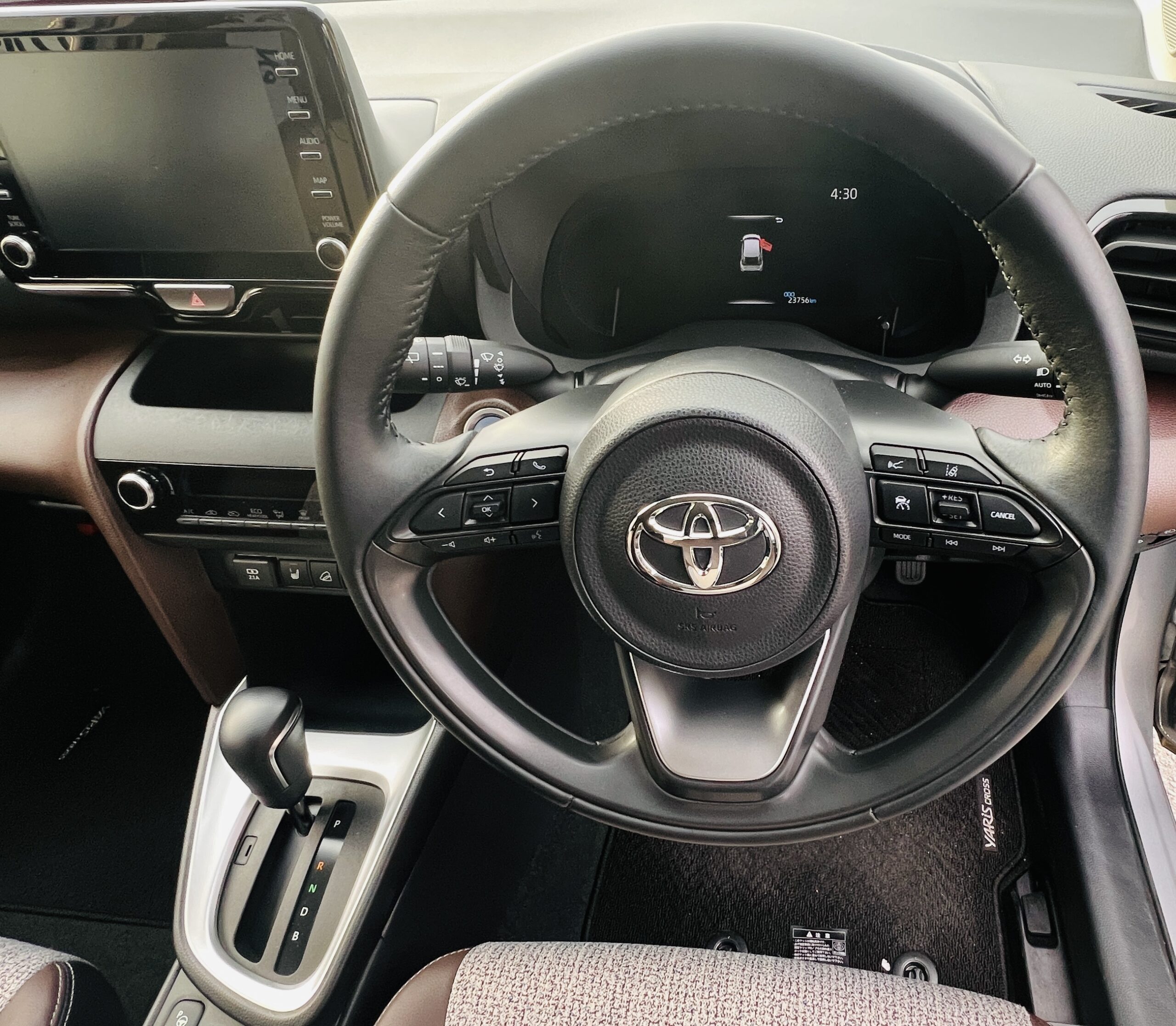 2020 TOYOTA YARIS CROSS HYBRID Z 4WD