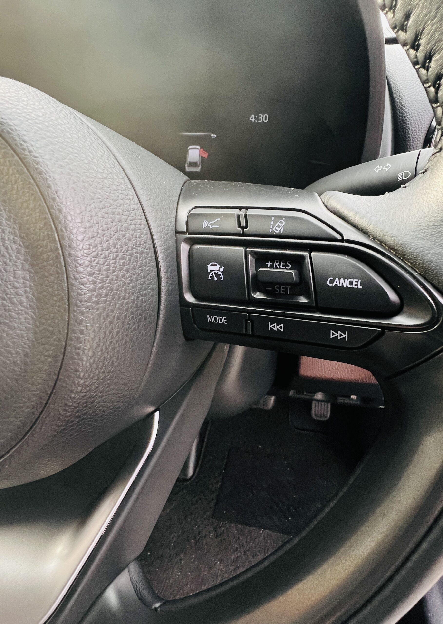 2020 TOYOTA YARIS CROSS HYBRID Z 4WD