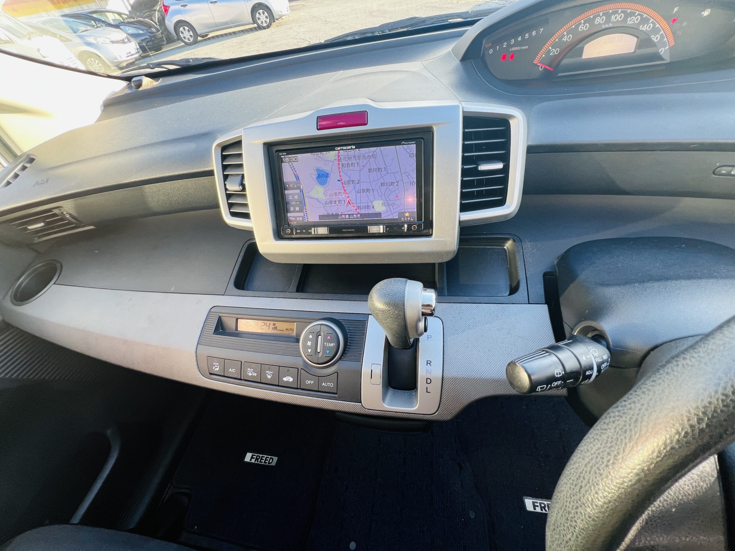 2010 Honda Freed G Highway Edition