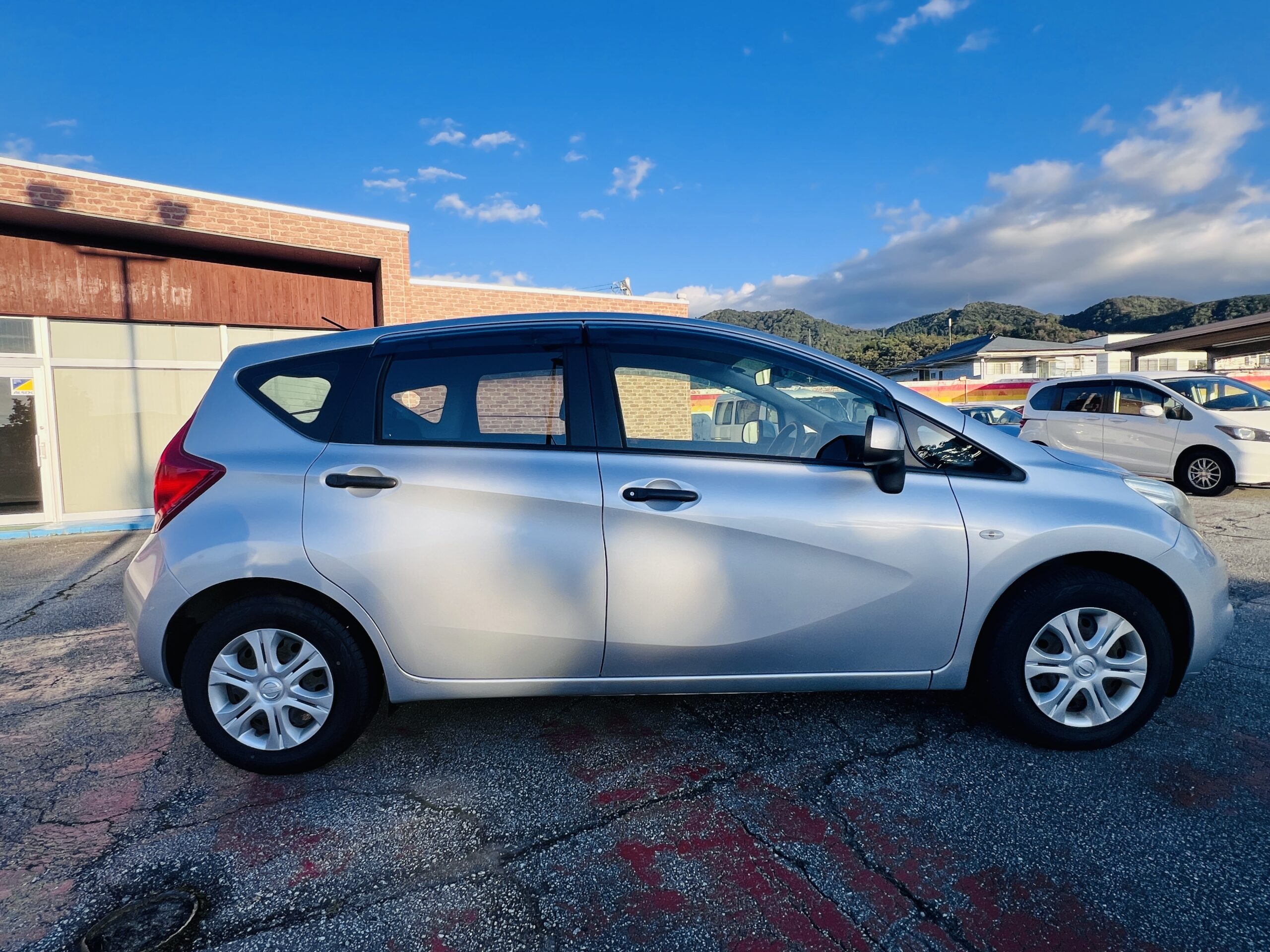 2013 NISSAN NOTE S